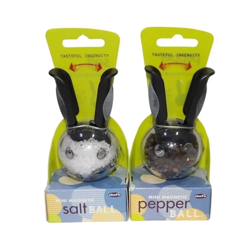 Chef'n Mini Magnetic Salt and Pepper Ball Set One-Handed Bunny Grinders Black